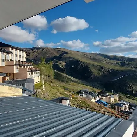 Atico Duplex Ginebra A Pie De Pistas Apartment *