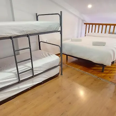 Atico Duplex Ginebra A Pie De Pistas Apartment *